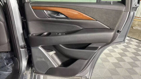 2020 Cadillac Escalade Premium Luxury