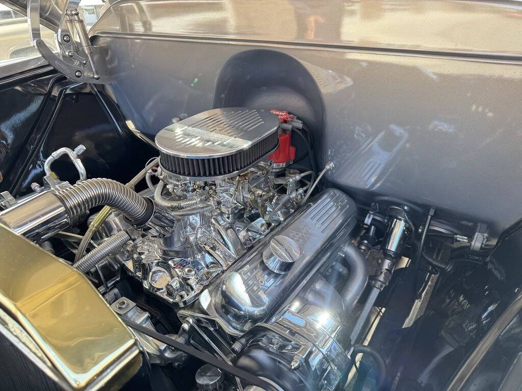 1957 Chevrolet 3100 24