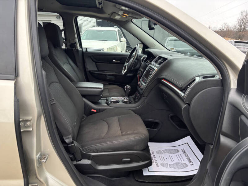 2015 GMC Acadia SLE-2