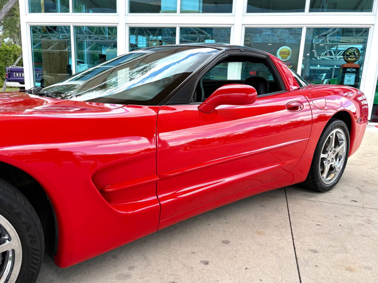 1998 Chevrolet Corvette 13