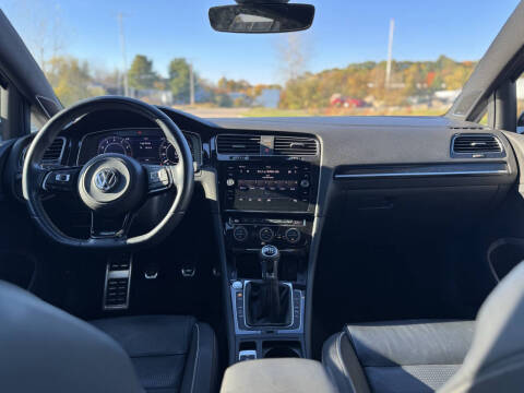 2019 Volkswagen Golf R 4Motion