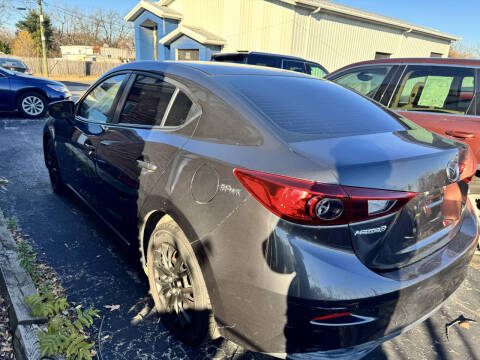 2015 Mazda MAZDA3 i Sport