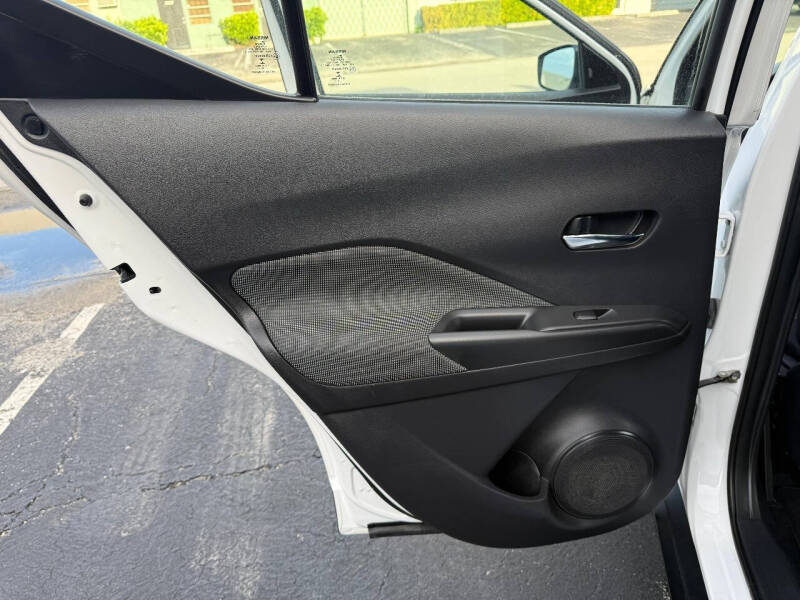 2018 Nissan Kicks SV