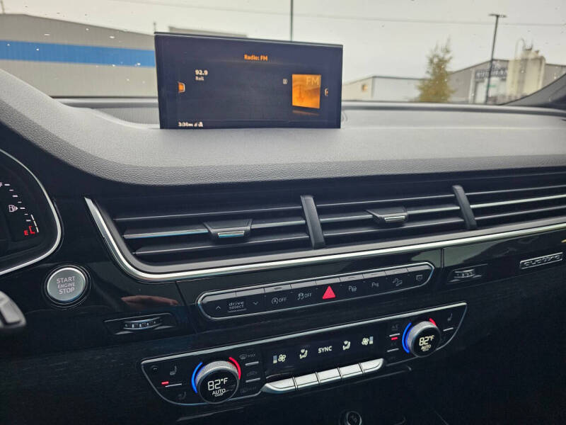 2019 Audi Q7 quattro Premium Plus 55 TFSI