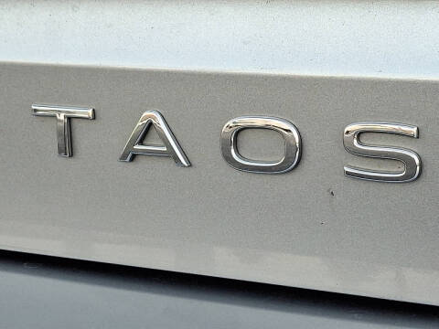 2022 Volkswagen Taos SE 4Motion