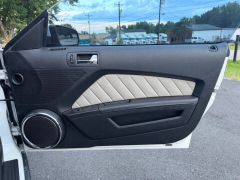 2012 Ford Mustang V6 Premium