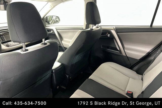 2017 Toyota RAV4 XLE