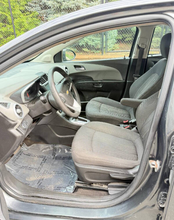 2017 Chevrolet Sonic LT Auto