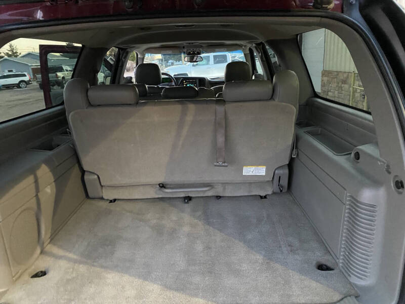 2004 Chevrolet Suburban 1500 LT