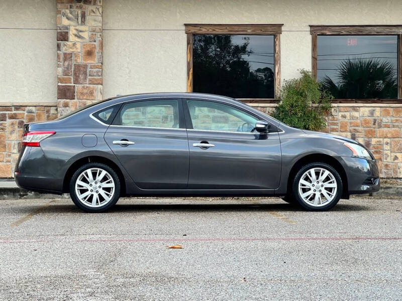 2013 Nissan Sentra S photo 6