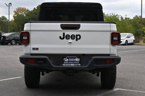 2024 Jeep Gladiator Willys