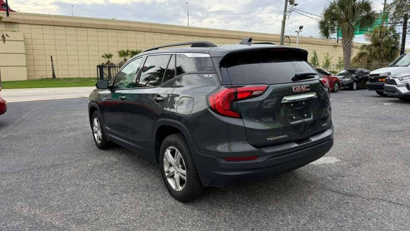 2020 GMC Terrain SLE