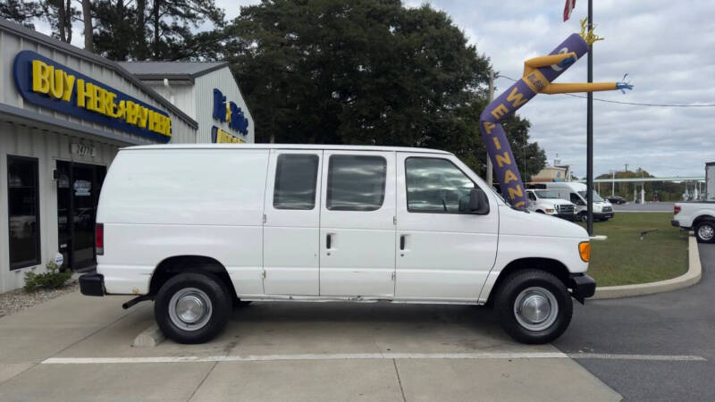 2004 Ford E-Series E-250