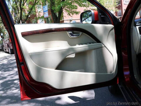 2013 Volvo XC70