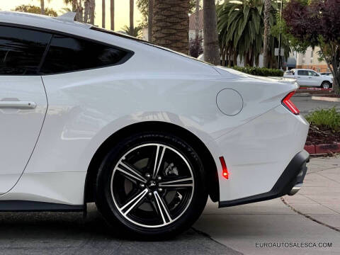 2024 Ford Mustang EcoBoost Premium