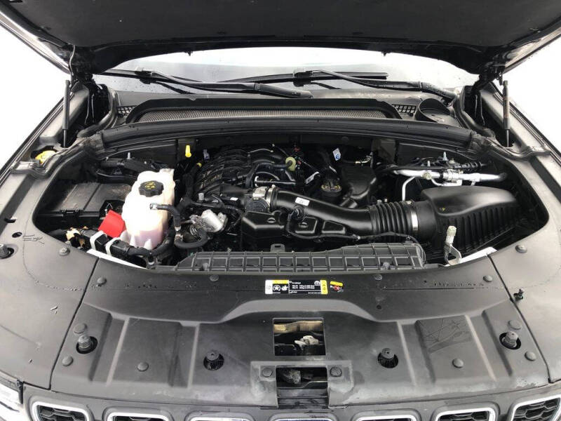 2024 Jeep Grand Cherokee Laredo