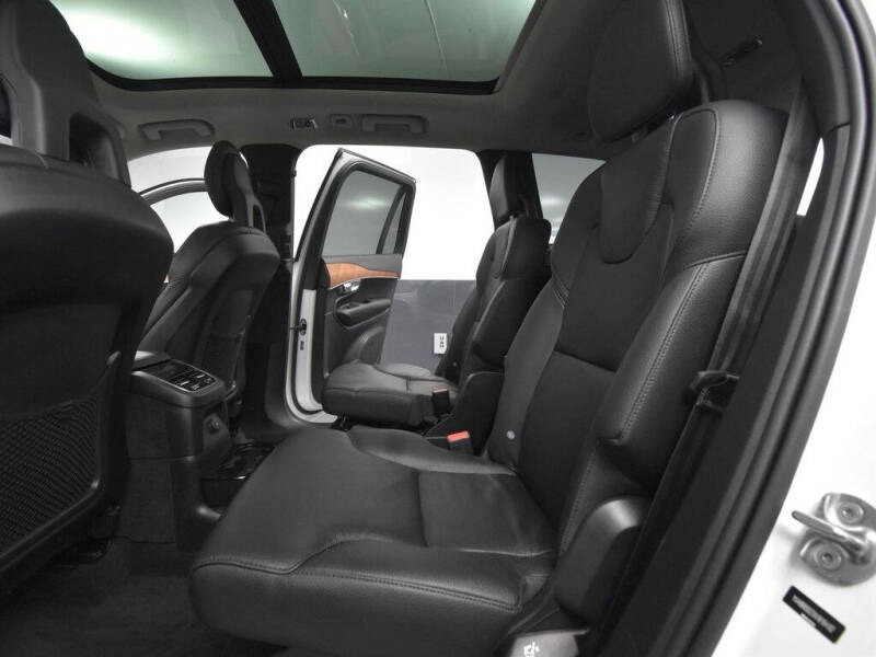 2022 Volvo XC90 Recharge T8 Inscription Expression 6P