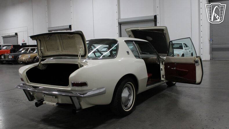 1964 Studebaker Avanti