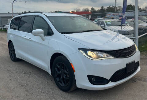 2020 Chrysler Pacifica Touring L Plus