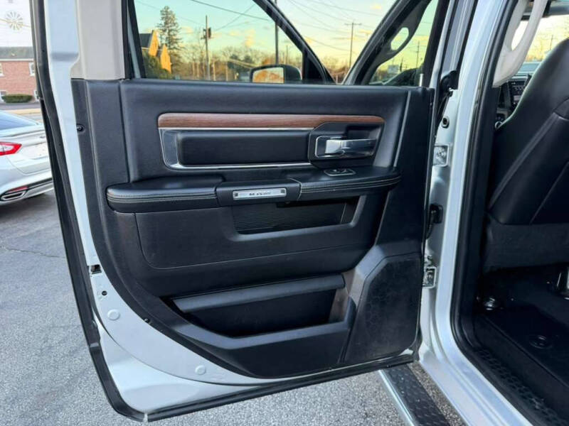 2013 RAM 1500 Laramie