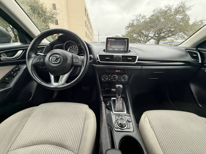 2015 Mazda MAZDA3 i Touring