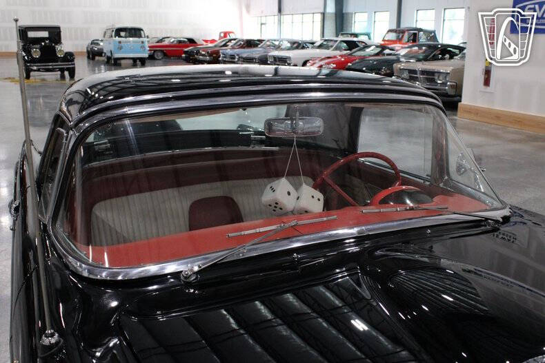 1956 Ford Thunderbird