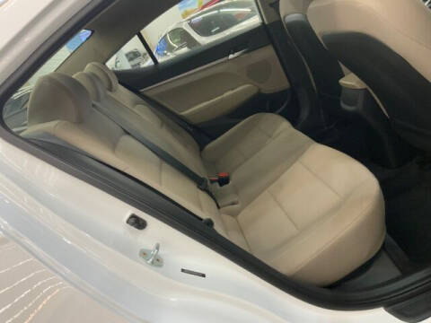 2019 Hyundai Elantra