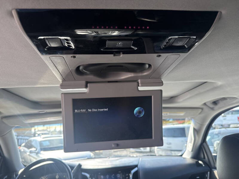 2015 Cadillac Escalade ESV Luxury