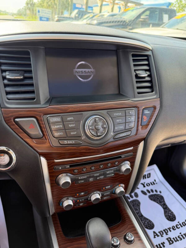 2017 Nissan Pathfinder S