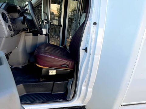 2016 Ford E-Series E-450 SD