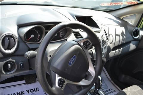 2013 Ford Fiesta SE