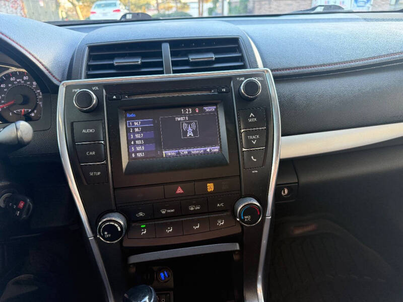 2015 Toyota Camry SE