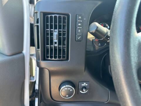 2022 Chevrolet Express 2500