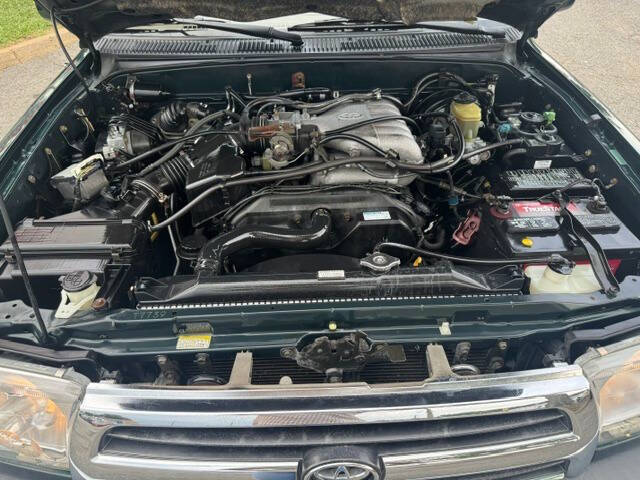 2000 Toyota 4Runner SR5