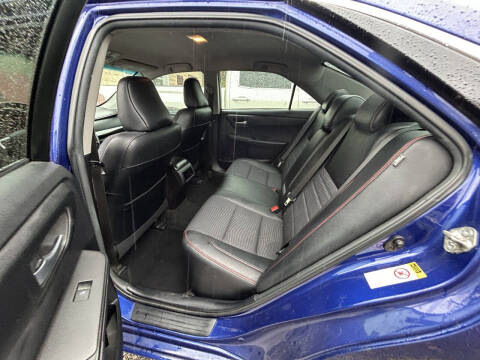 2015 Toyota Camry SE