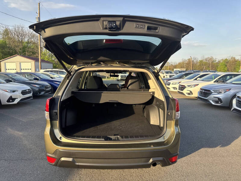 2023 Subaru Forester Premium