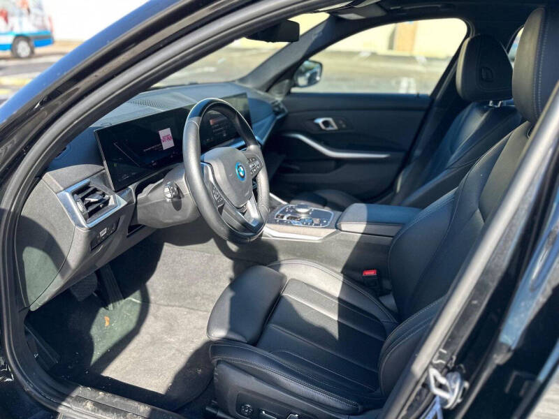 2024 BMW 3 Series 330e