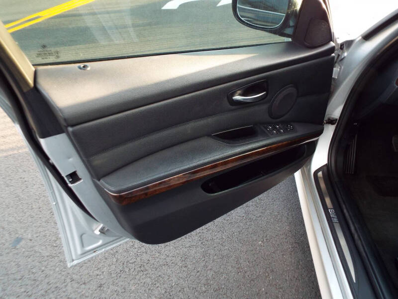 2009 BMW 3 Series 328i