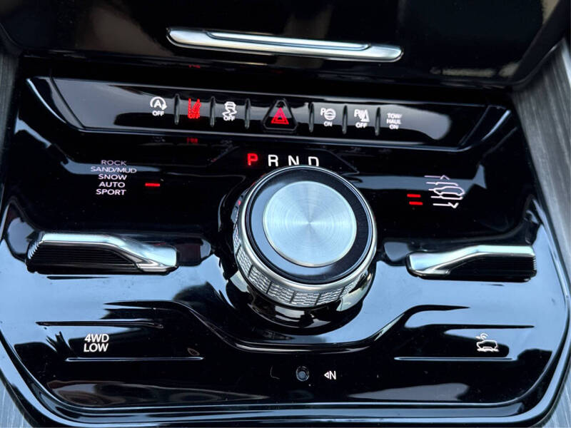 2024 Jeep Wagoneer Series III