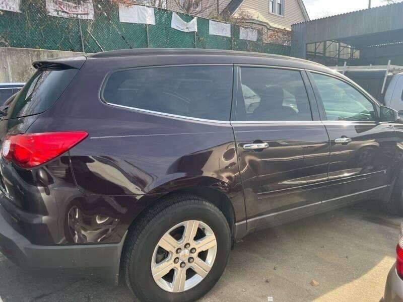 2010 Chevrolet Traverse LT