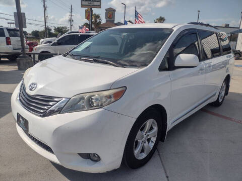 2013 Toyota Sienna