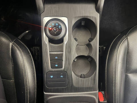 2021 Ford Escape SEL