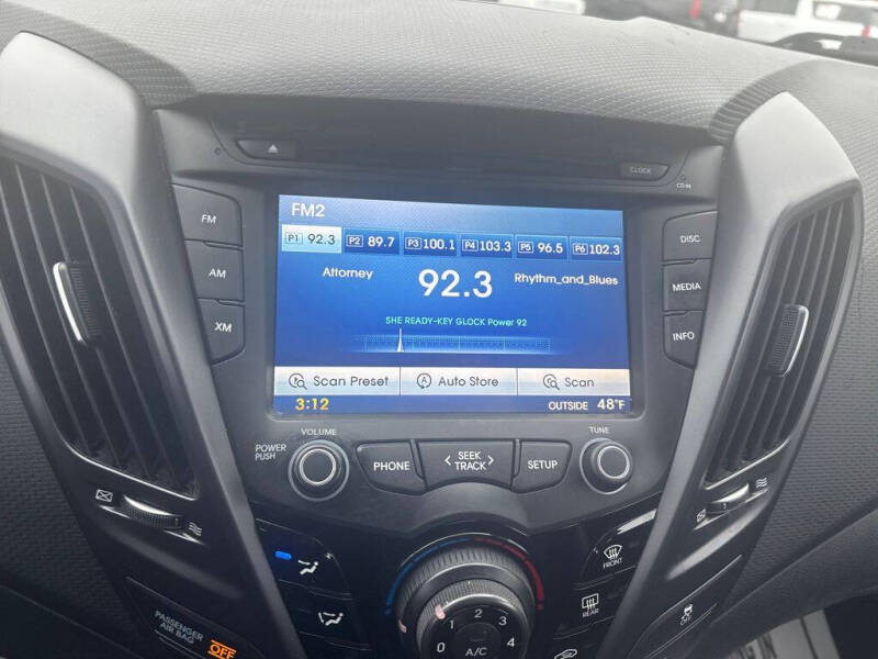 2016 Hyundai Veloster