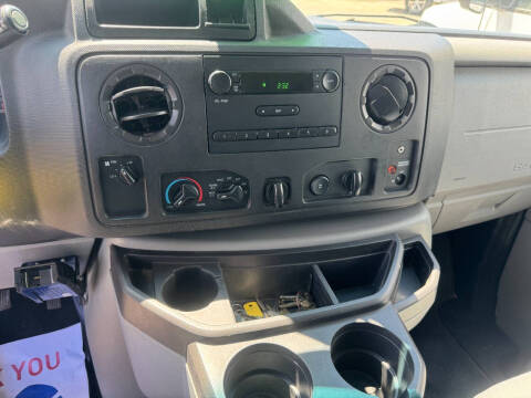 2013 Ford E-Series E-250