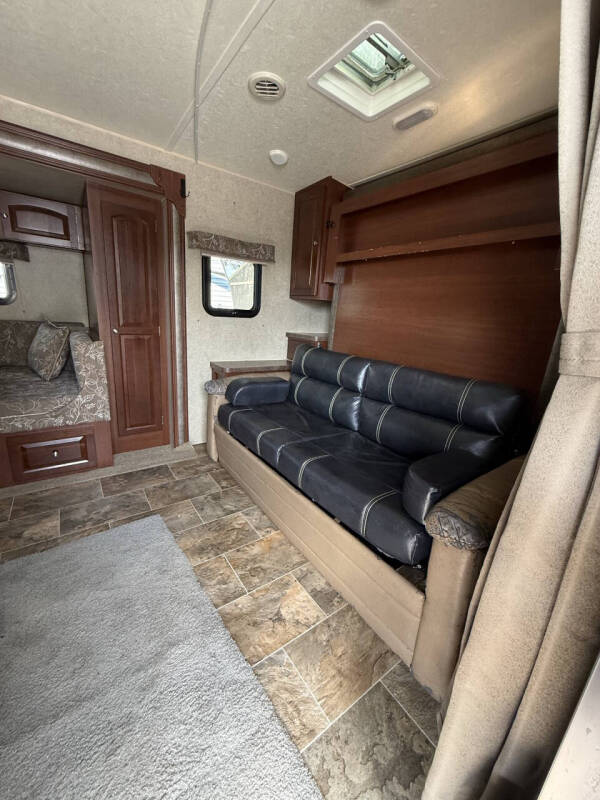 2016 Forest River 2504S