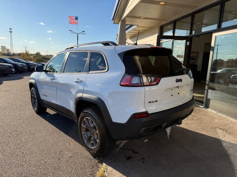 2020 Jeep Cherokee Trailhawk