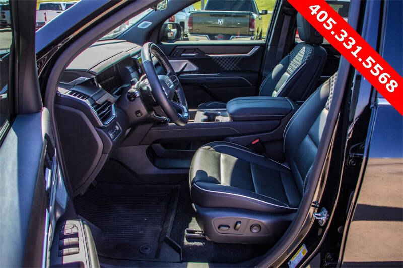 2024 GMC Acadia Denali