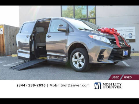 2018 Toyota Sienna for sale at CO Fleet & Mobility in Denver CO