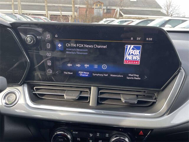 2025 Chevrolet Trax LT