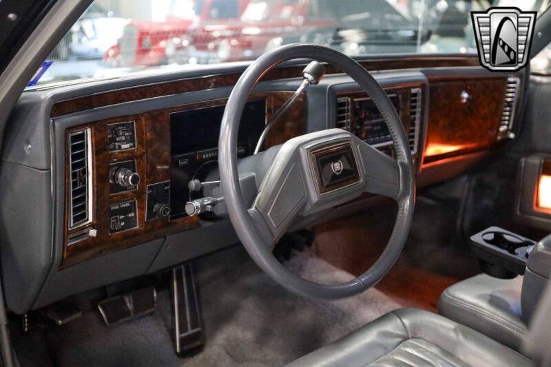 1992 Cadillac Brougham